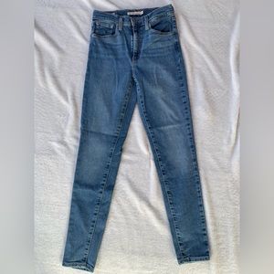 Womens Levi’s Mile High Super Skinny Jeans Excellebt Comdition Size 26